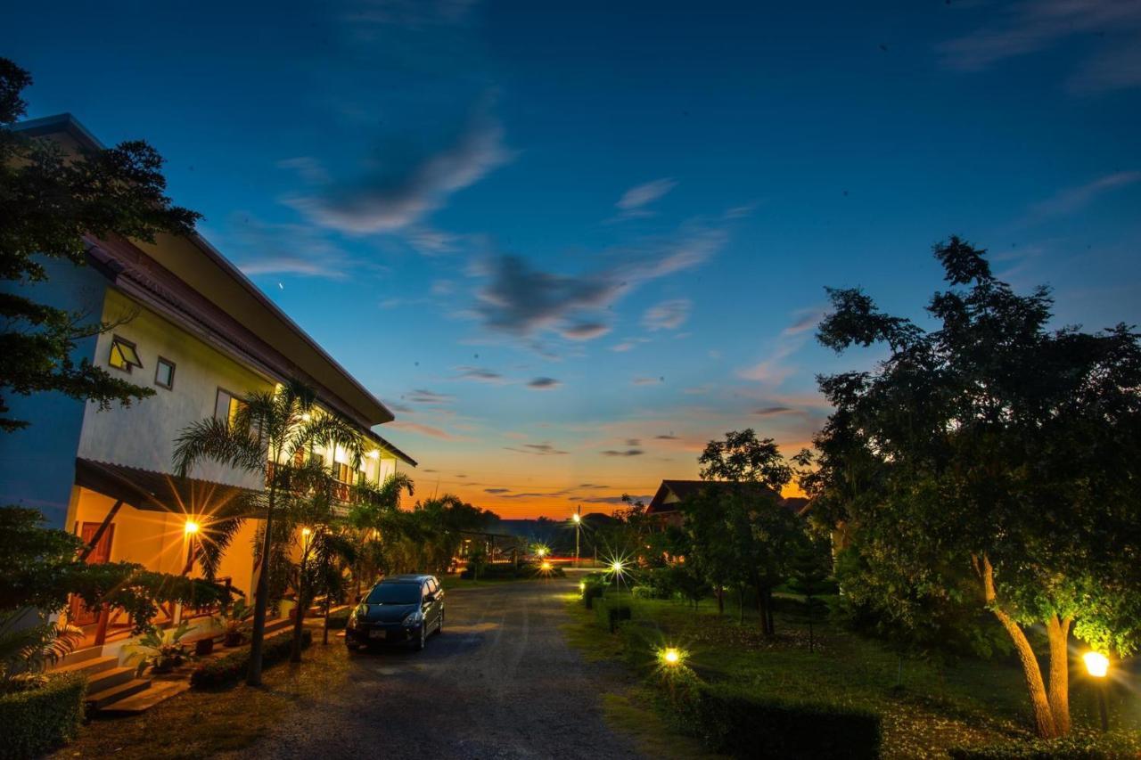 Chiang Kham Tai Lue Resort Ban Ngun Exterior foto